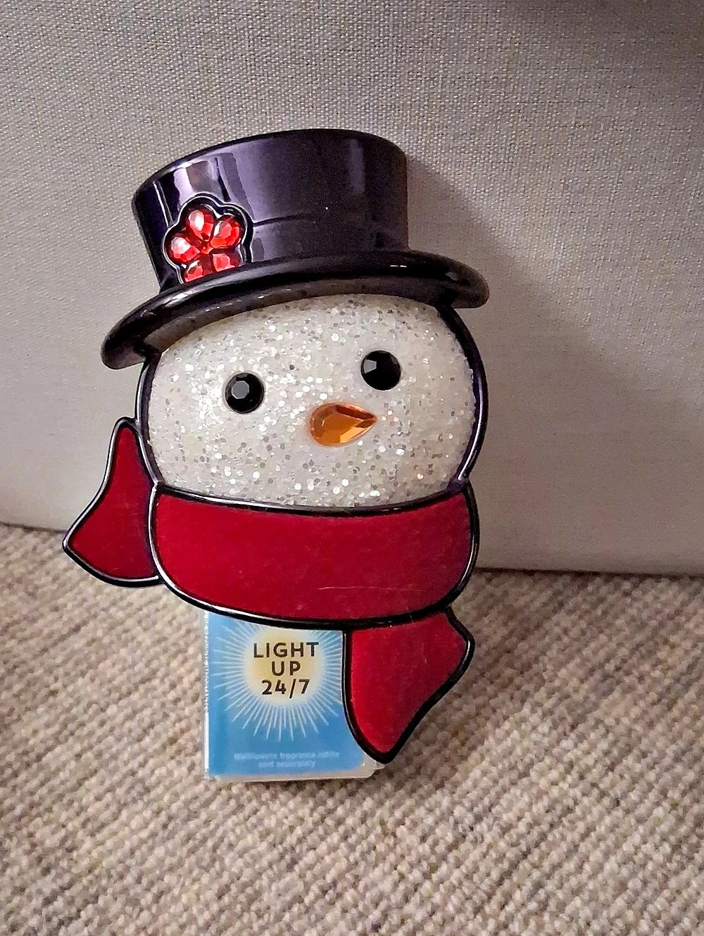 Bath & Body Works Snowman @ Top Hat & Red Scarf Wallflower Plug-in